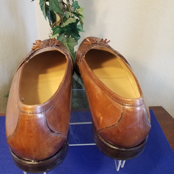 GREAT MEN SHOES GENTLY USED - Picture 5 of 8
